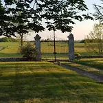 Domaine Et Manoir Du Picaud *