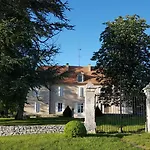 Domaine Et Manoir Du Picaud