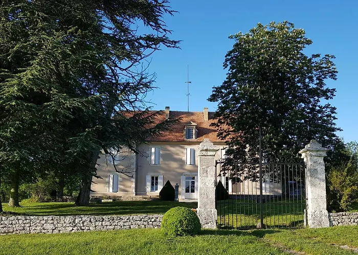 Domaine Et Manoir Du Picaud